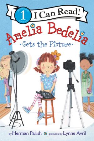 Book cover number 1 for Amelia Bedelia Gets the Picture (I Can Read! 1) written by Herman Parish published by Greenwillow Books