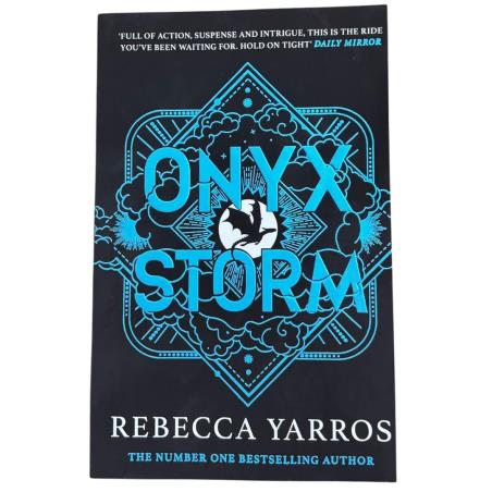Book cover number 1 for Onyx Storm written by Rebecca Yarros published by Piatkus
